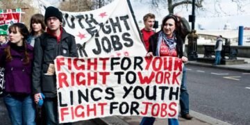 apa itu defisit anggaran, penyebab, dampak, dan cara mengatasi