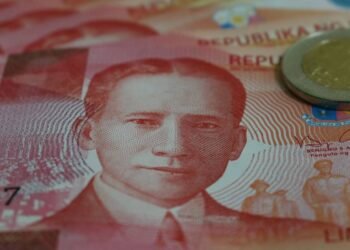 mata uang filipina adalah peso ₱