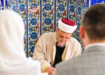 rincian biaya pernikahan berdasarkan anggaran