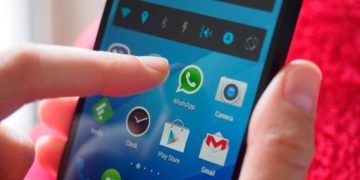 Contoh Cara Menagih Utang Lewat WA (WhatsApp) dengan Sopan