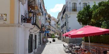 Rincian Biaya Liburan ke Spanyol