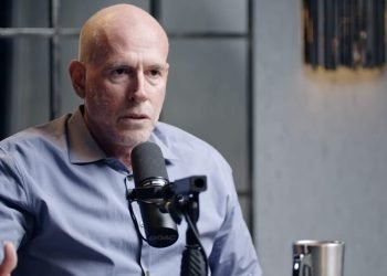 Profesor Scott Galloway Bongkar Rahasia Membangun Kekayaan