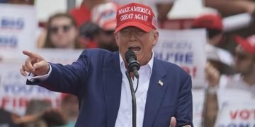 ‘Project 2025’ dan Masa Depan Medicare AS: Perusahaan Asuransi Diuntungkan dan Lansia Dirugikan?