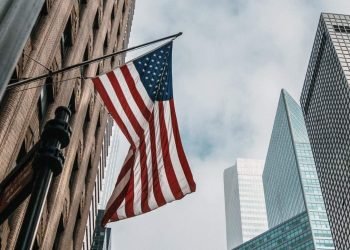 Utang Nasional Amerika Serikat Mendekati $35 Triliun (120% dari PDB)