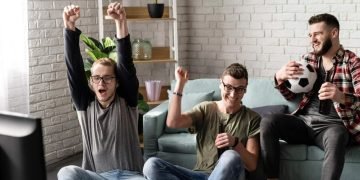 Apa Itu Pendapatan Hak Siar Klub Sepak Bola?