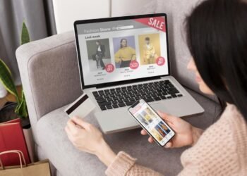 penyebab kecanduan belanja online dan cara mengatasinya